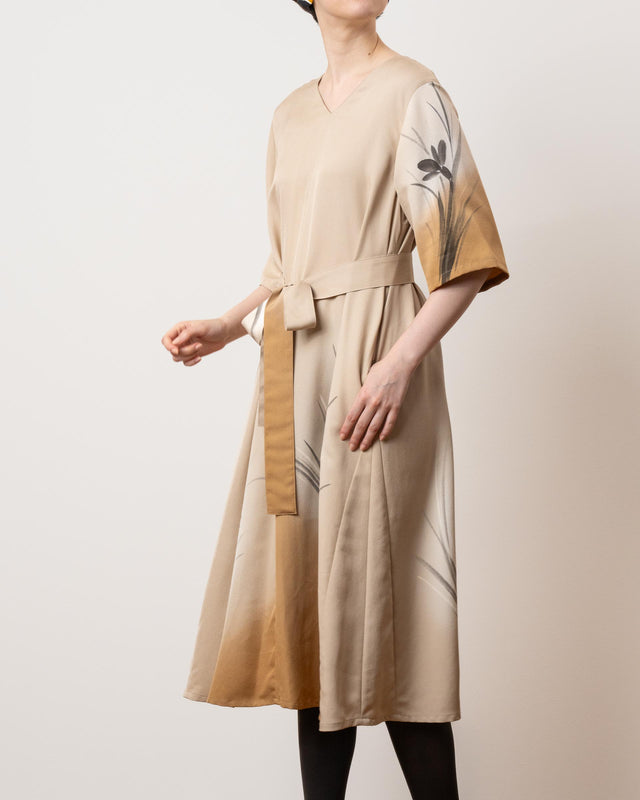 月ドレス|ハーフスリーブ