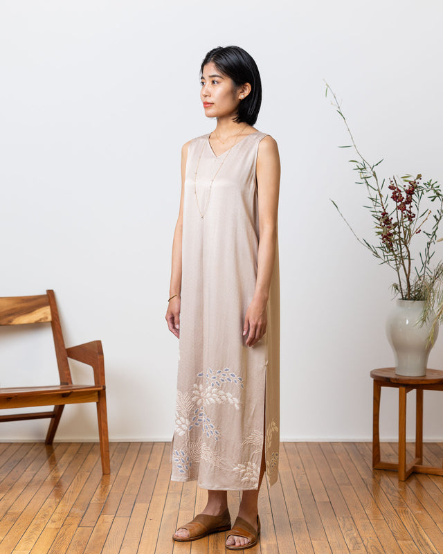 月チュニックワンピース