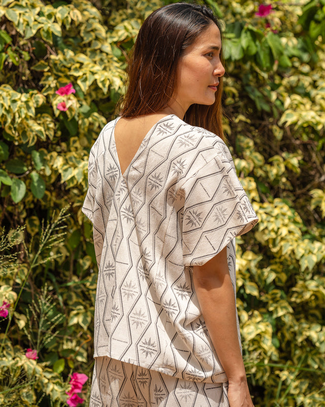 フレンチスリーブトップ