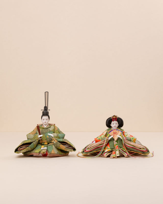 【メ - 萌黄色に春の草花】