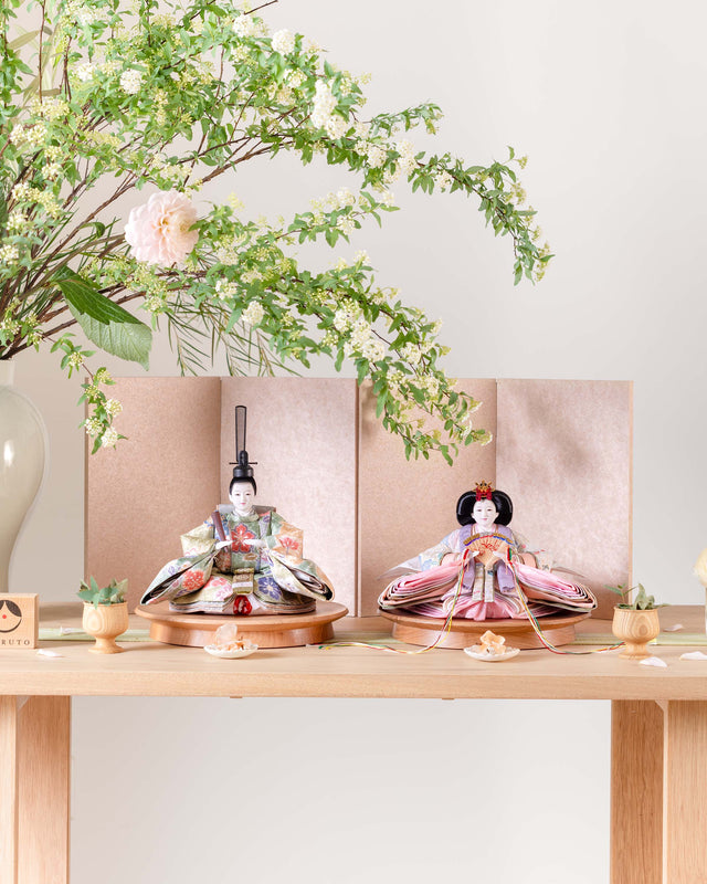 【さ - 春を祝う、花鳥の宴】