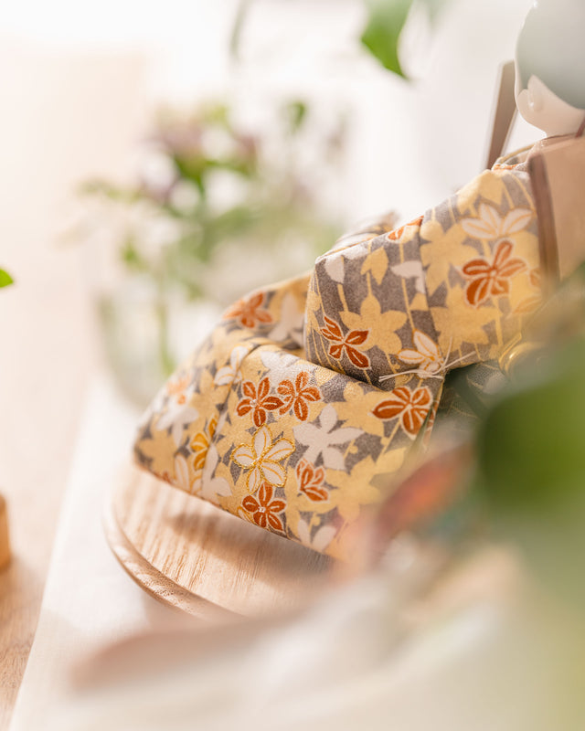 【そ - 檸檬色の草花、桜尽し】