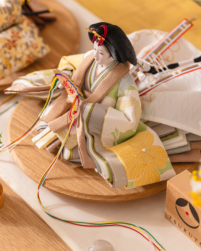 【そ - 檸檬色の草花、桜尽し】