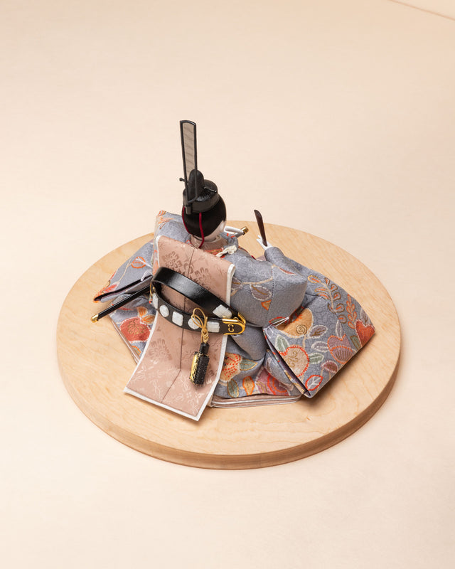 【い - 桃色の花々、紅掛空色に橘】*