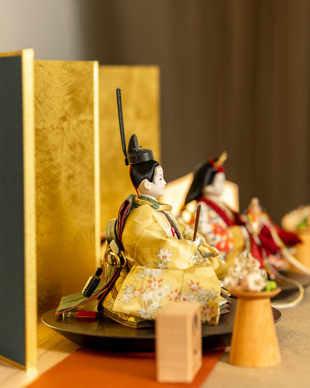 【き - 紅白の椿尽くし、梅と楓の景】