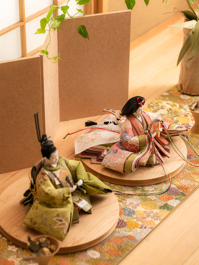 【ち - 桃香立つ、春重ね】の3点・ひな飾り