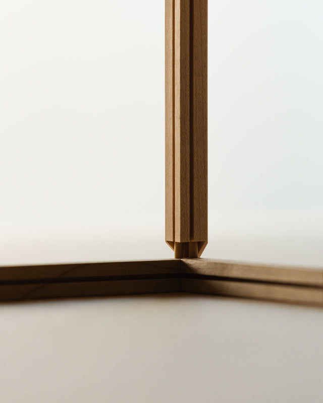 木工芸家による、指物の飾りケース