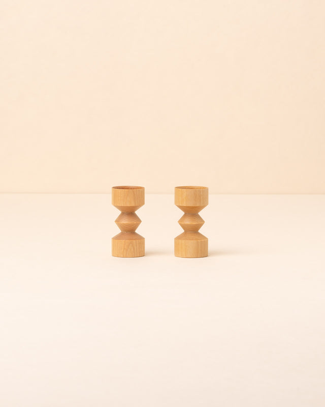 木のキャンドルホルダー