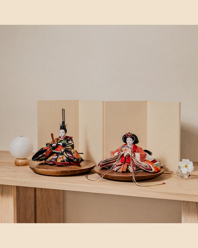 【ユ - 赤と白の大輪、鳳凰の祝い】*