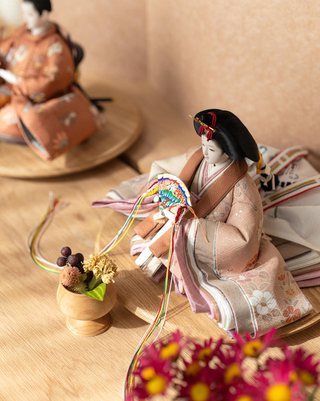 【ミ - きなりの花椿、金茶の宝づくし】