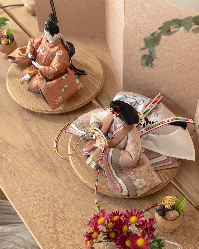 【ミ - きなりの花椿、金茶の宝づくし】