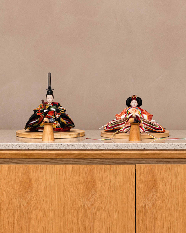 【ユ - 赤と白の大輪、鳳凰の祝い】*