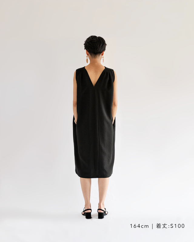 ショルダーギャザードレス