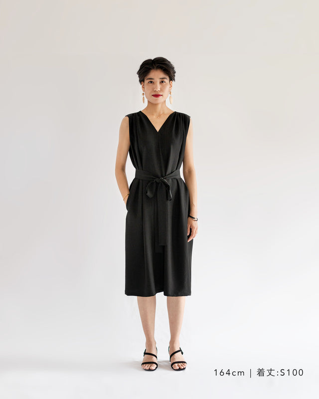 ショルダーギャザードレス