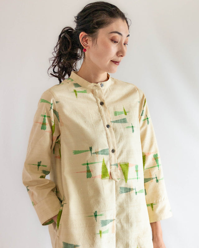 コチのスリーブドレス