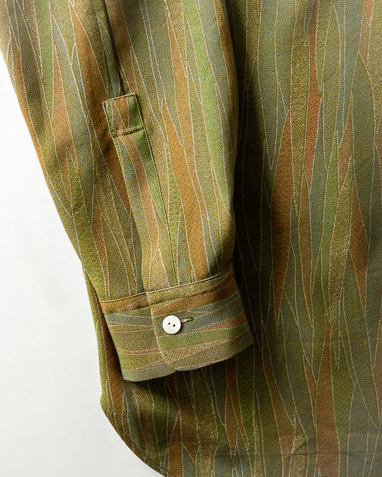 スタンドカラーシャツ