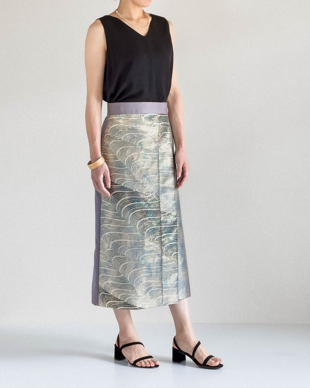 織巻きスカート