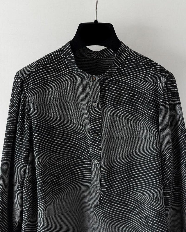 コチのスリーブブラウス