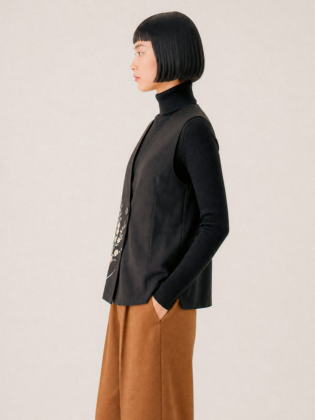 月のジレ