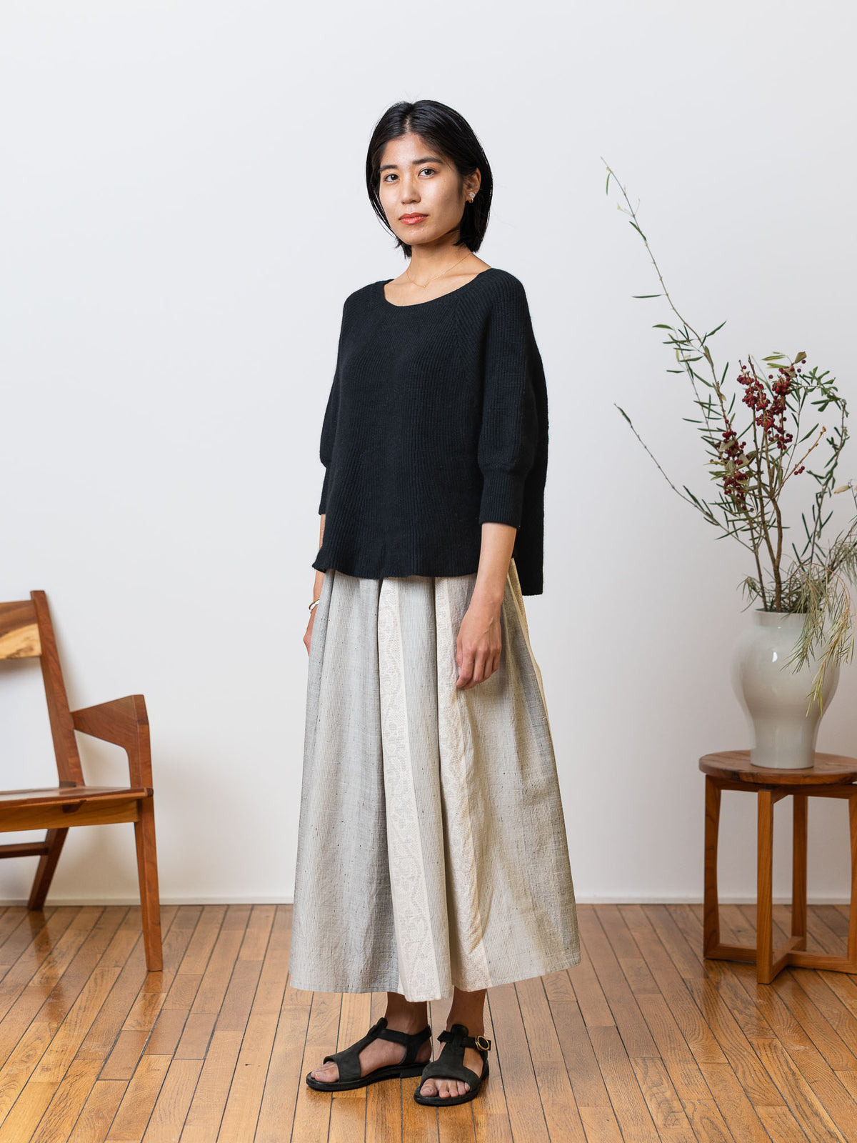 Crocus flare skirtの着用イメージ（モデル：164cm・着丈＋10cm）
