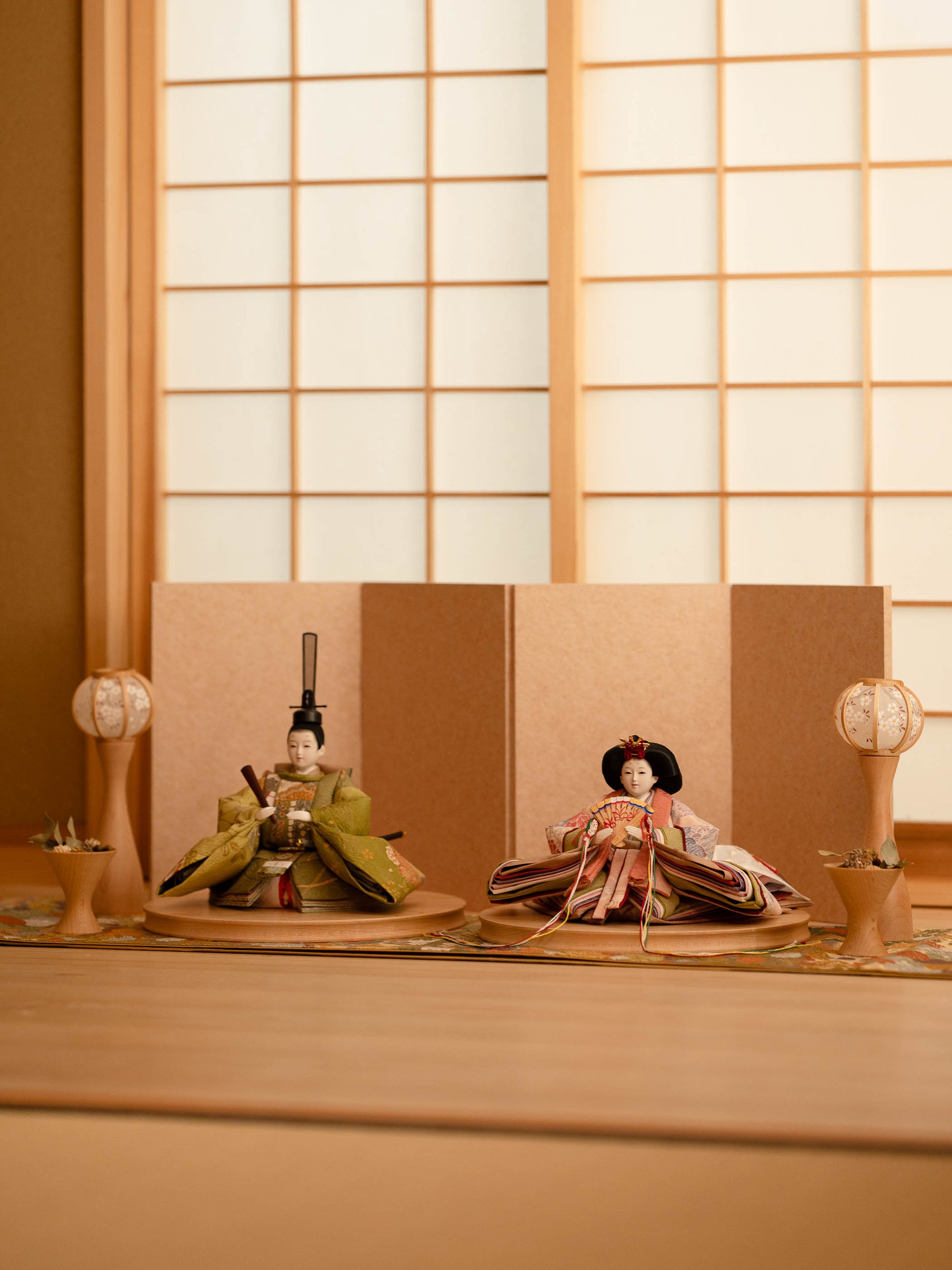 お雛さまとお飾りのコーディネート｜つるとひな