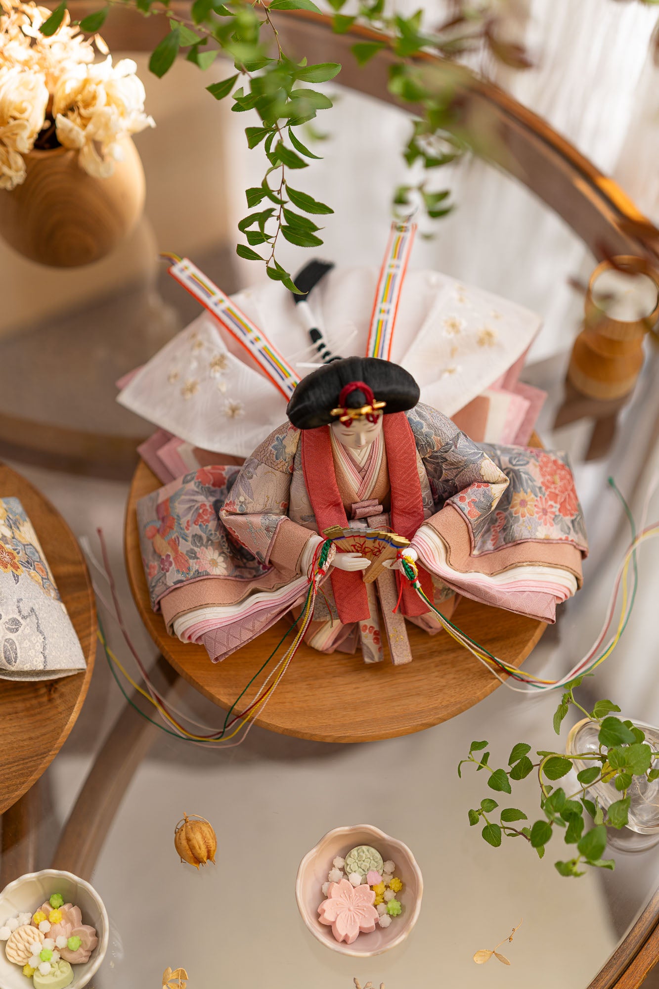 お雛さまとお飾りのコーディネート｜つるとひな