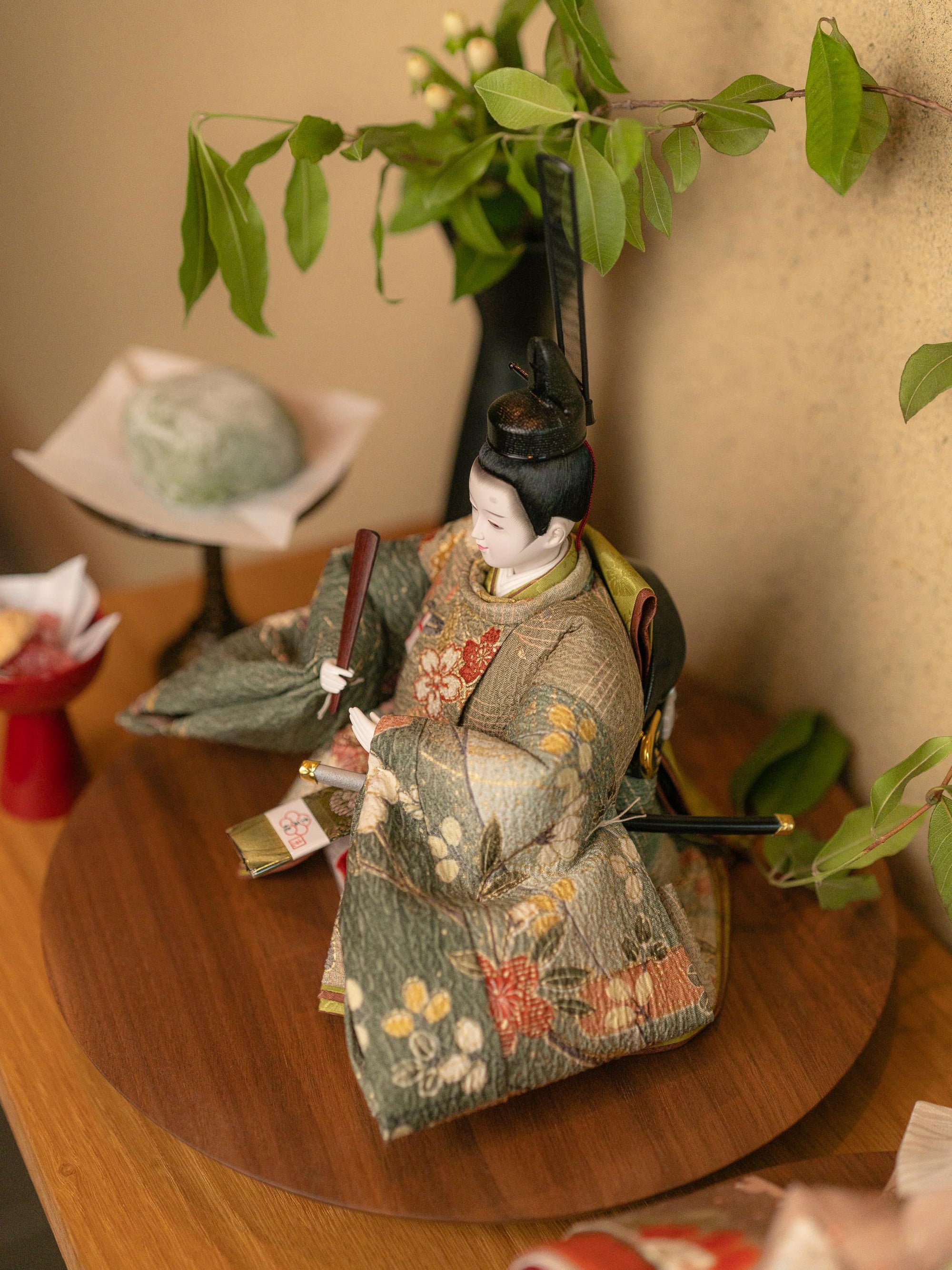 お雛さまとお飾りのコーディネート｜つるとひな