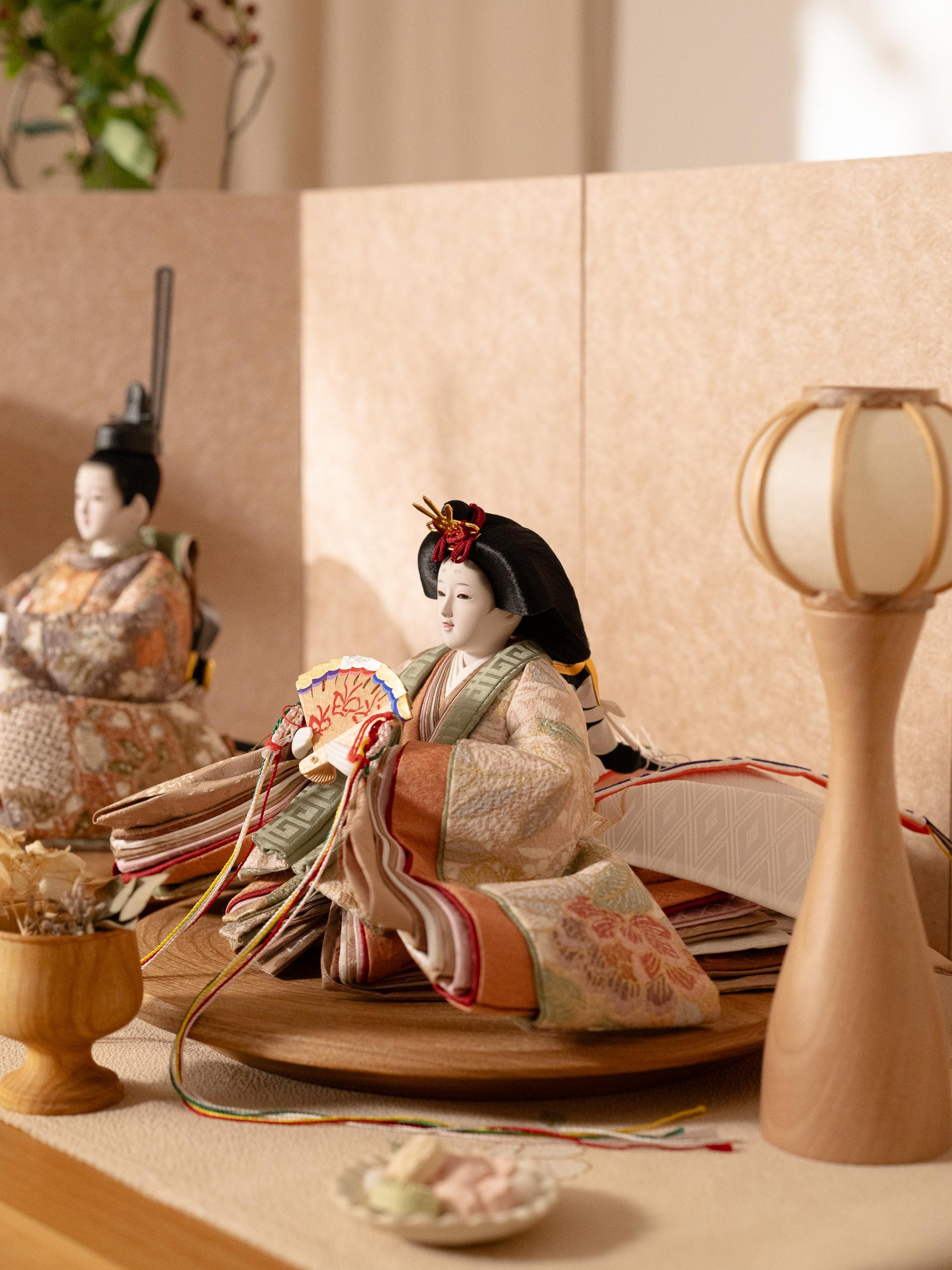 お雛さまとお飾りのコーディネート｜つるとひな