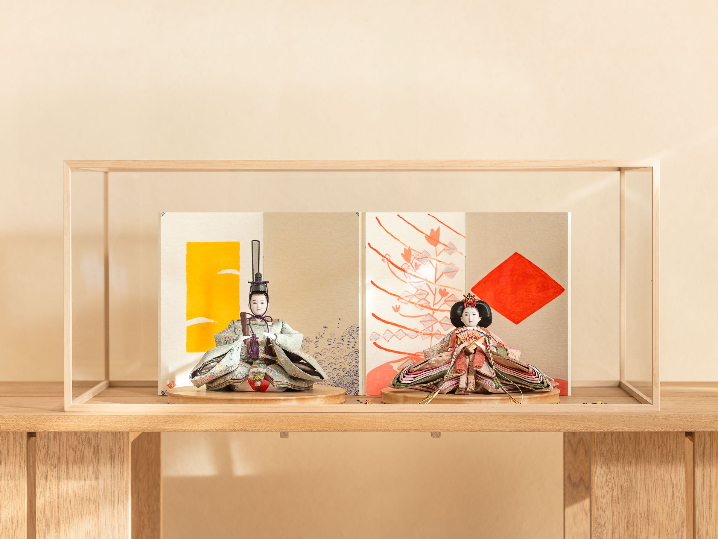 木工芸家による、指物の飾りケース – TSURUTO