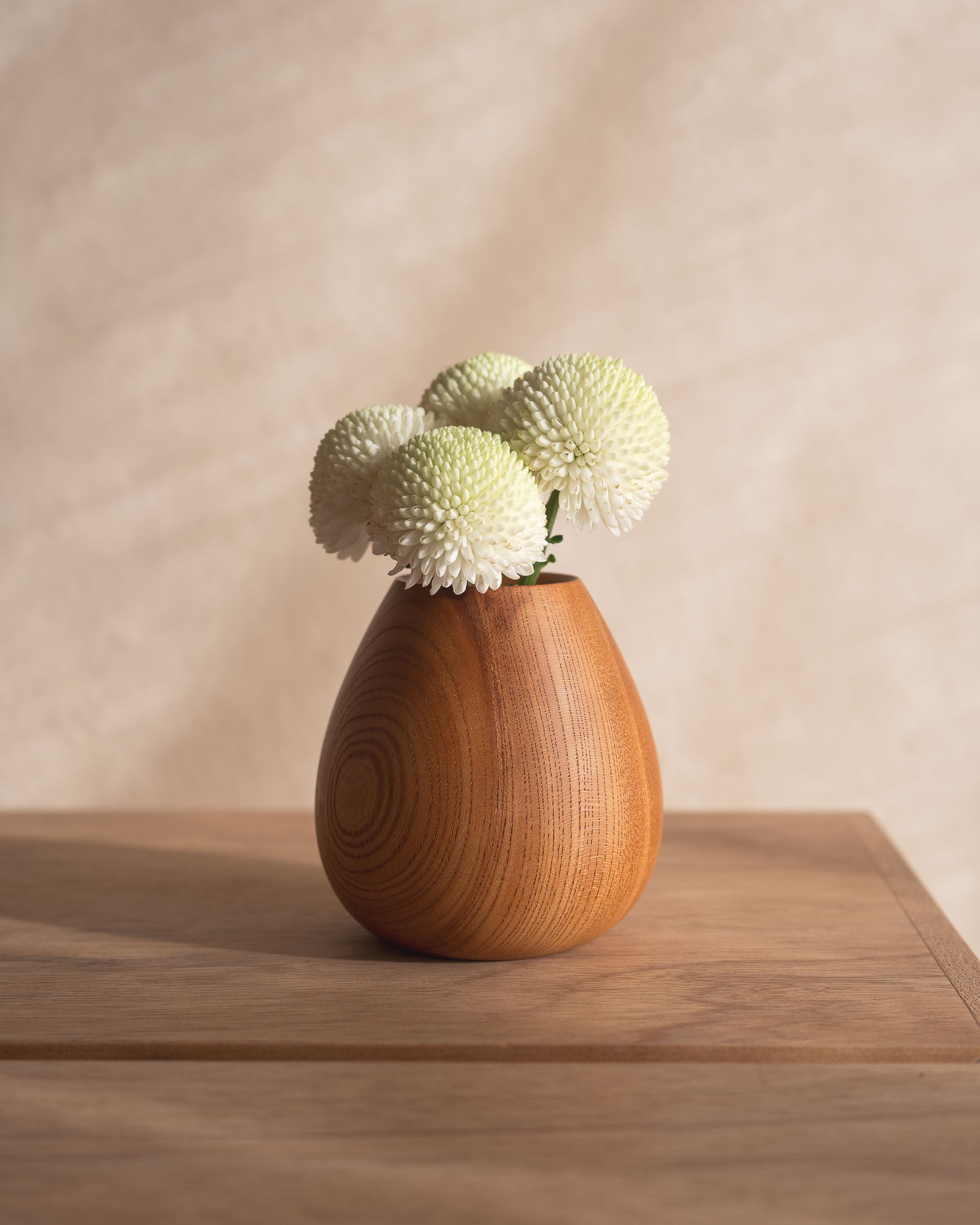 木製花瓶　壺 光沢仕上げ 木の宴-蕾 – TSURUTO