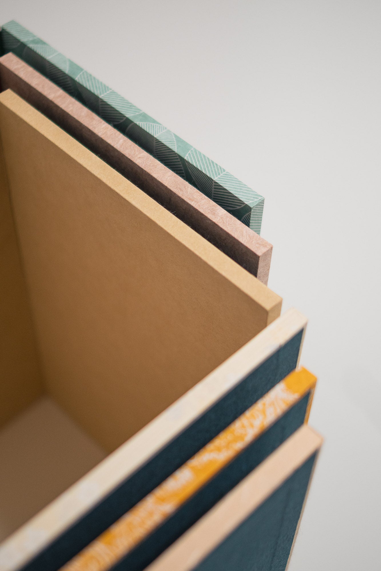 片岡屏風店 – TSURUTO