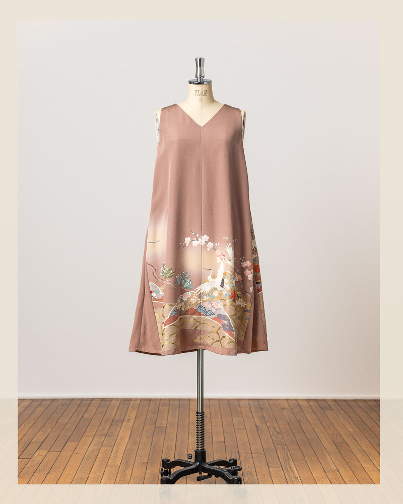 絵羽模様の訪問着・付下げを「月ドレス」にリメイク：洋服画像（After）